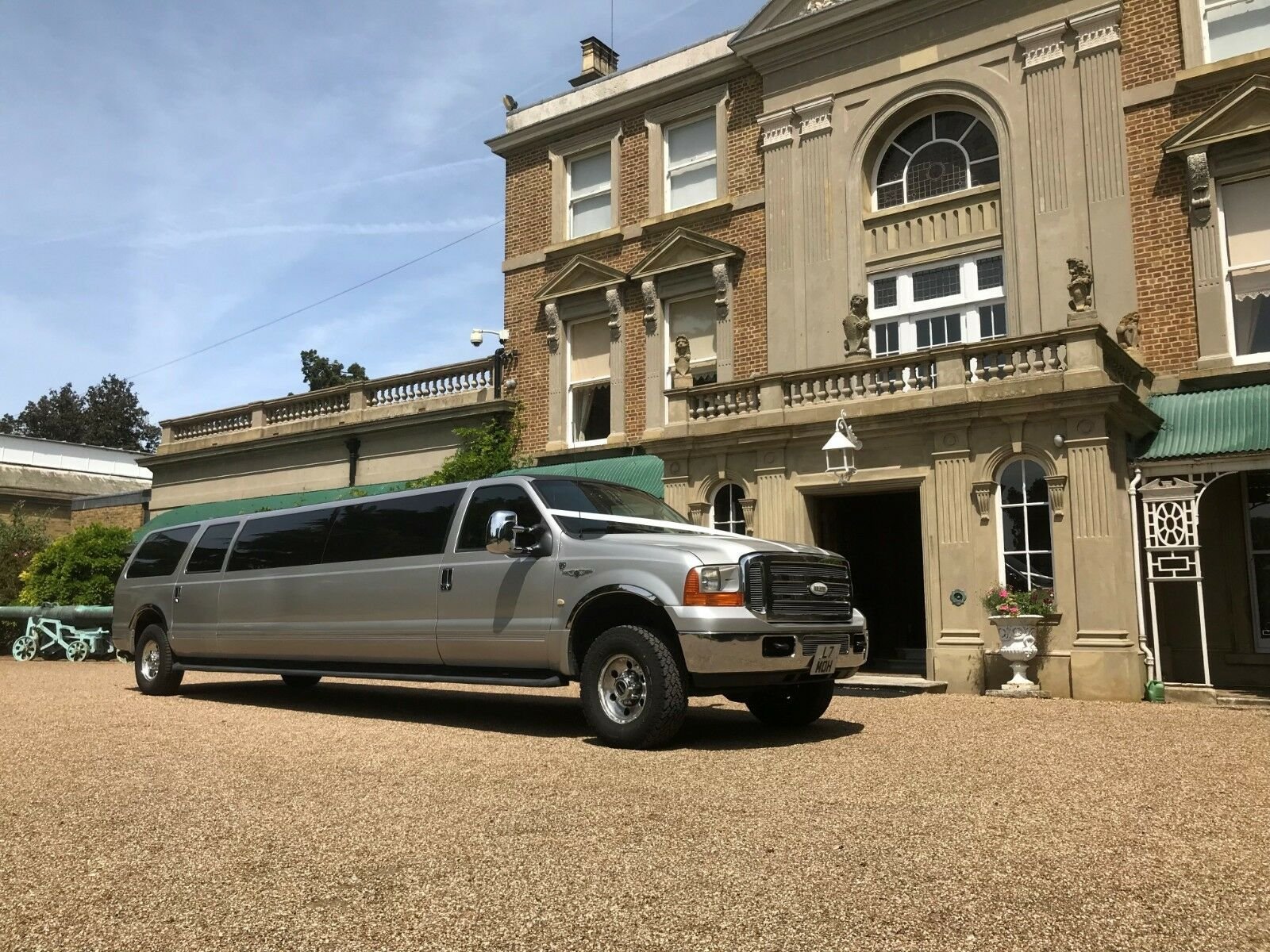 Ford Limo Hire Birmingham